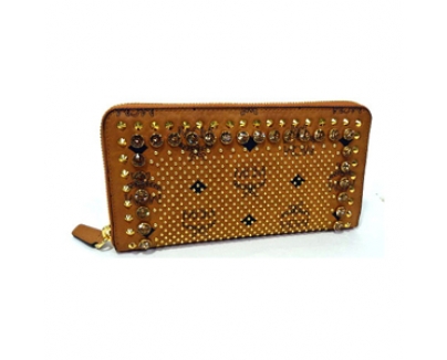 エムシーエム MCM スーパーコピー MYL 4AVI01 CO001 スタッズ ラウンドファスナー　財布