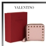 16AW新作ヴァレンティノスーパーコピー VALENTINO　ロックスタッドウォレット