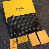 大人気 フェンディクラッチスーパーコピー FENDI bugs clutch b...