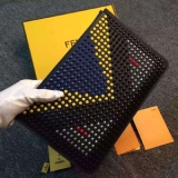 大人気 フェンディクラッチスーパーコピー FENDI bugs clutch b...