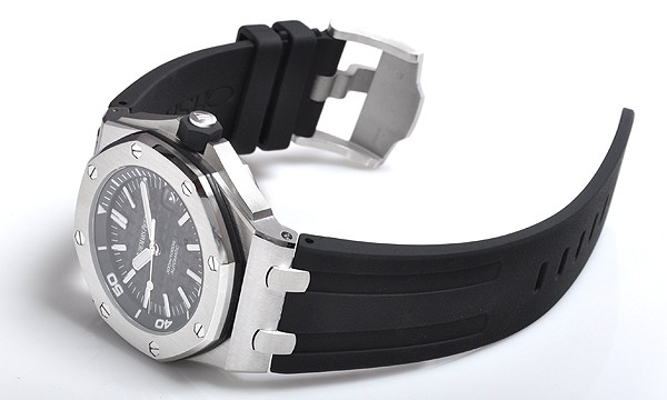 オーデマ・ピゲ ロイヤルオーク オフショア ダイバー 15703ST.OO A002CA.01