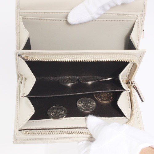 グッチ ダイス グッチシマ 三つ折財布 アイボリー 256935AA61G9022  