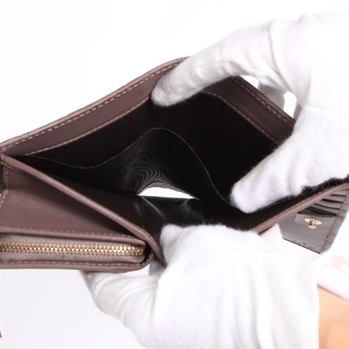 グッチ ダイス グッチシマ 三つ折財布 ラベンダー256935AA61G5403