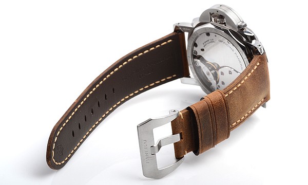 パネライ ルミノールパワーリザーブ１９５０ ３デイズ ４７ｍｍ PAM00423