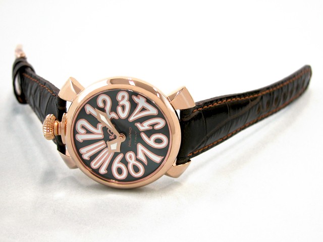 ガガ･ミラノ マニュアル 40mm クォーツ 5021.3 ダークブラウン皮 ブラックシェル/ホワイトアラビア