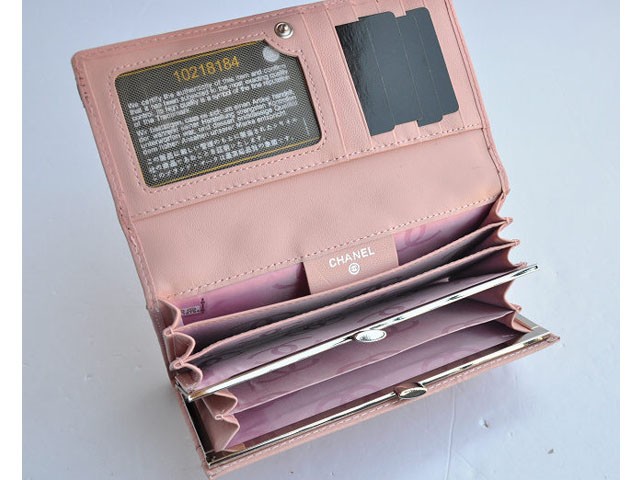 シャネル ラムスキン マトラッセ ホック式 ガマ口 長財布 CH164-01