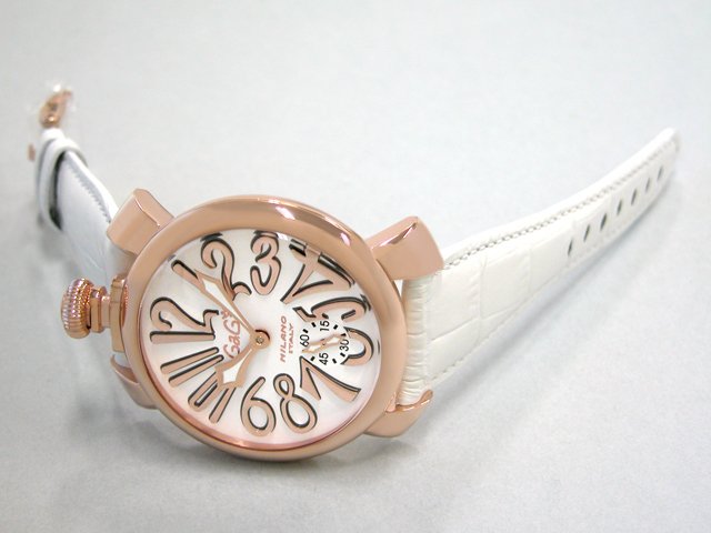 ガガ･ミラノ マニュアル48mm 手巻き 5011.8 ホワイト皮 ホワイト/ピンクゴールドアラビア