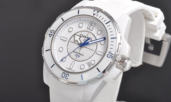 シャネルスーパーコピー Ｊ１２ マリーン ３８ H2560 ホワイト