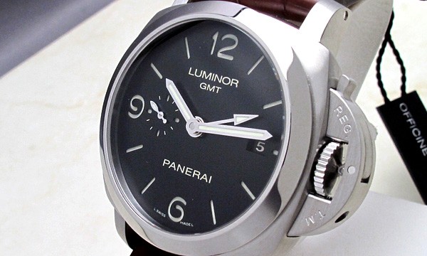 パネライ ルミノール１９５０ ３デイズＧＭＴパワーリザーブ PAM00320