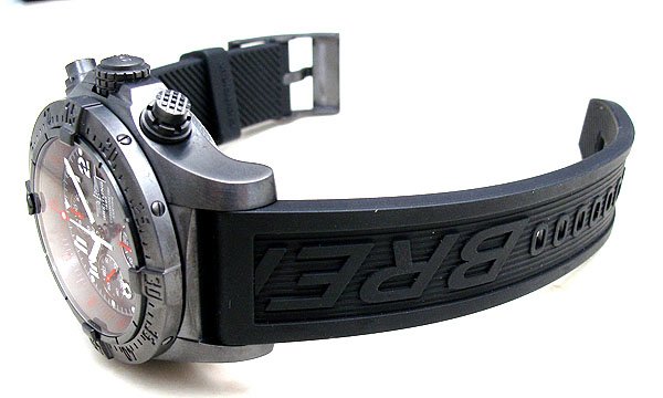 ブライトリングスーパーコピー アベンジャースカイランドブラックスティール M338B64DPB