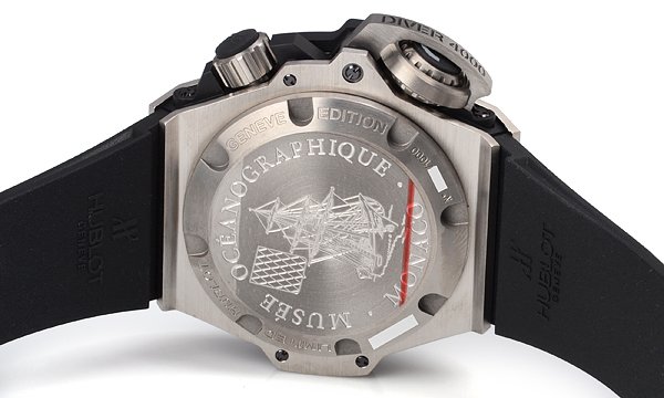 ウブロ オーシャノグラフィック ４０００チタニウム 731.NX.1190.RX