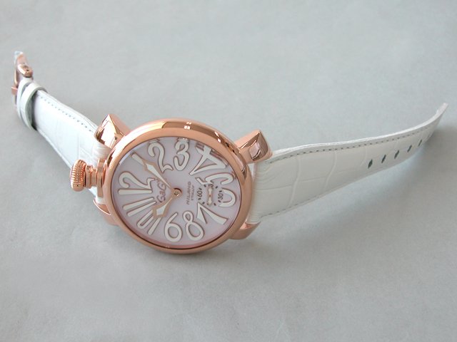 ガガ･ミラノ マニュアル48mm 手巻き 5011.2 ホワイト皮 ピンクマット/ホワイトアラビア