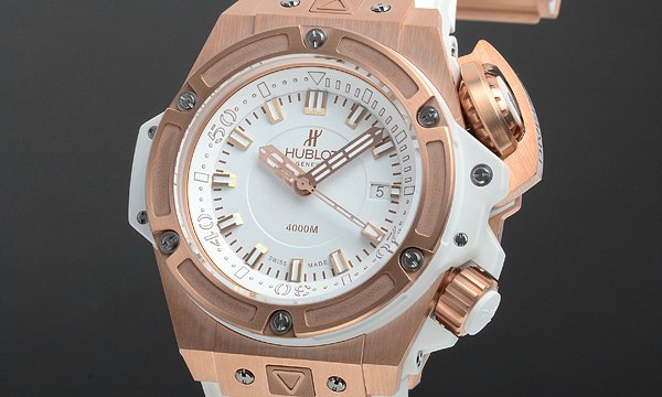 ウブロ キングパワー オーシャノグラフィック４０００ キングゴールド 731.OE.2180.RW