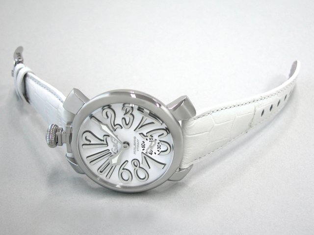 ガガ･ミラノ マニュアル48mm 手巻き 5010.10 ホワイト皮 ホワイト/シルバーアラビア