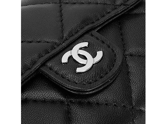 CHANEL シャネル ブラック ラムスキン マトラッセ 財布 31504