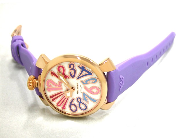 ガガ･ミラノ マニュアル 40mm クォーツ 5021.1 パープルラバー ホワイトシェル/マルチカラーアラビア