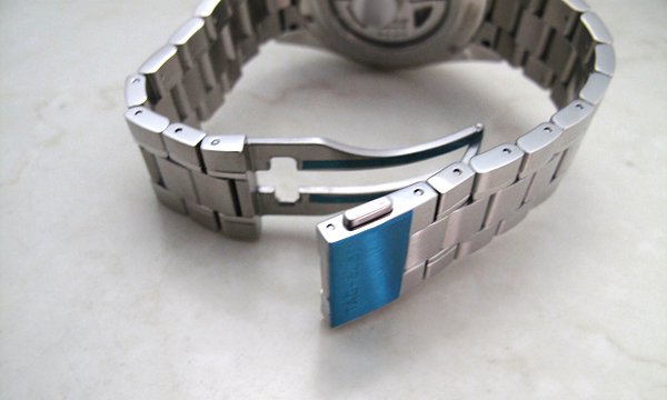 タグ・ホイヤー カレラタキメーター クロノデイデイト CV2A12.BA0796 ブラウン