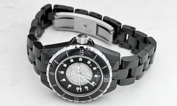 シャネルスーパーコピー J12 ３３ H2122 ブラック