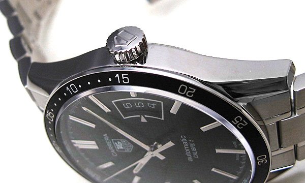 タグ・ホイヤー カレラキャリバー５ WV211M.BA0787 ブラック