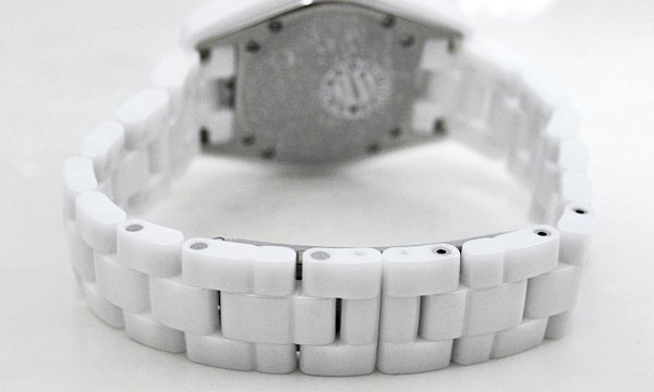 シャネルスーパーコピー J12 ３３ H2123 ホワイト