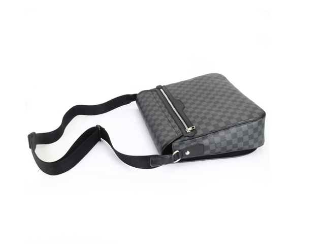  LOUIS VUITTON ルイ・ヴィトン ダミエグラフィット レンツォ ショルダーバッグN51213