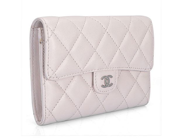 CHANEL シャネル ラムスキン ホワイト マトラッセ 財布A31505