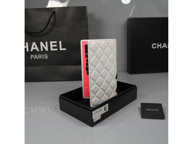 CHANEL シャネル ホワイト/ブラック　ラムスキン カンボンライン 長財布 AN1048