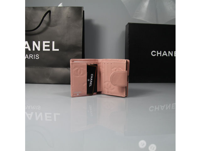 CHANEL シャネル ピンク　ラムスキン カンボンライン 短財布 AN1057