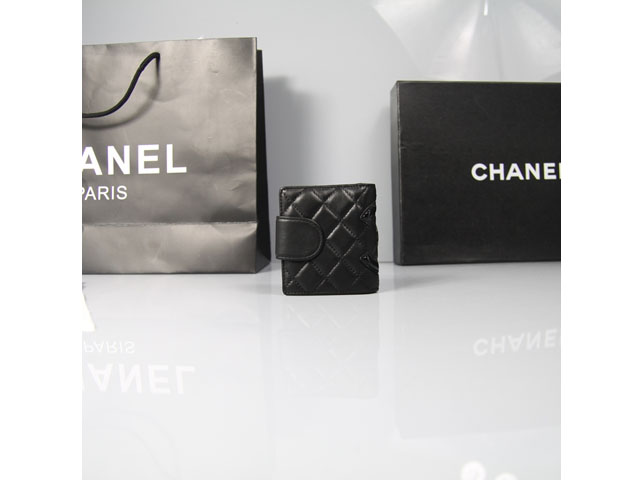 CHANEL シャネル ブラック　ラムスキン カンボンライン 短財布 AN1058