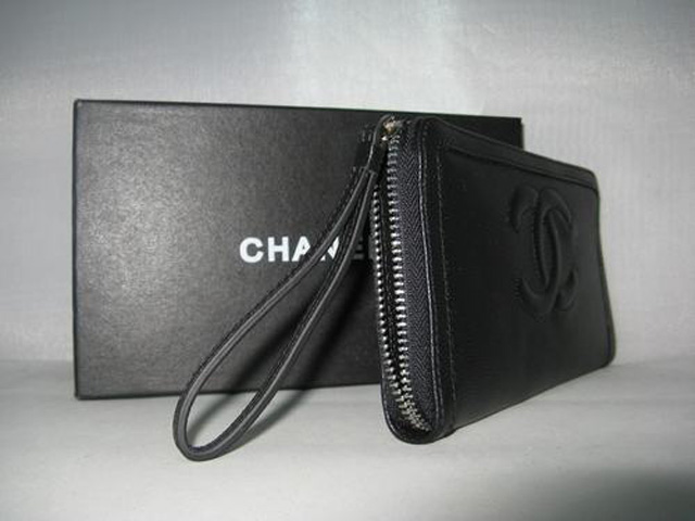 シャネル CHANEL キャビアスキンCCマーク財布 ブラック 3667