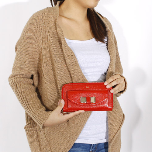 クロエ CHLOE リリィ カーフレザー 長財布 レッド【HOLLY BERRY】 3P050101551M