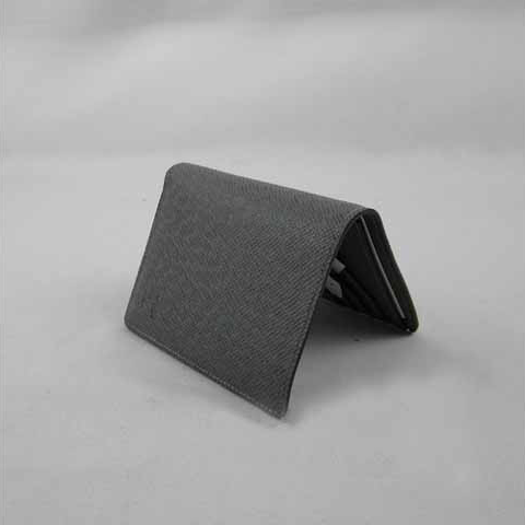 ルイヴィトン LOUIS VUITTON  タイガ gray 財布 M32615