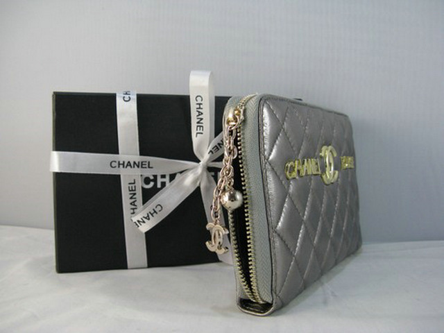 シャネル財布コピー CHANEL ラムスキン 長財布 シルバーグレー A313