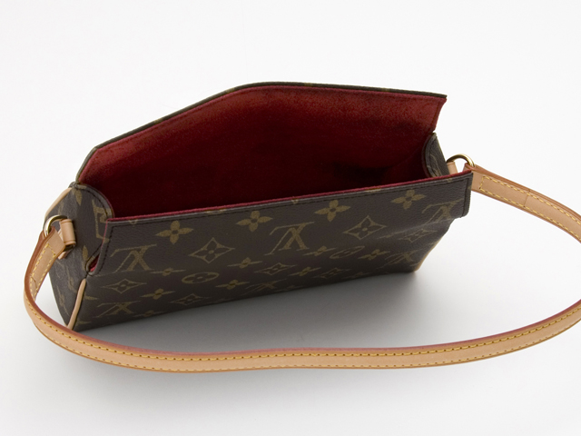  ルイ・ヴィトン LOUISVUITTON モノグラム レシタル M51900 