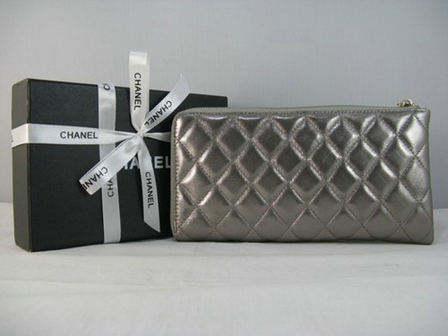 シャネルコピー CHANELラムスキン 長財布 シルバーグレー A311
