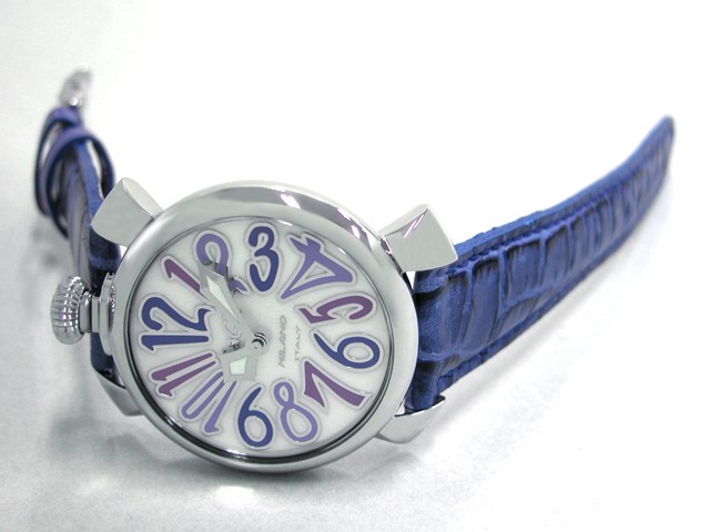 ガガ･ミラノ マニュアル 40mm クォーツ 5020.3 ブルー皮 ホワイトシェル/ブルーカラーアラビア