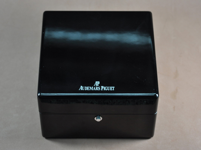 オーデマピゲ-AUDEMARS PIGUET-腕時計-国際保証書、純正ボックス-01