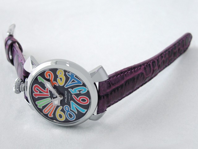 ガガ･ミラノ マニュアル 40mm クォーツ 5020.2 ダークパープル皮 ブラックシェル/マルチカラーアラビア
