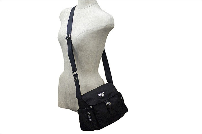 PRADA 斜めがけショルダーバッグ ナイロン ブラック BT0501