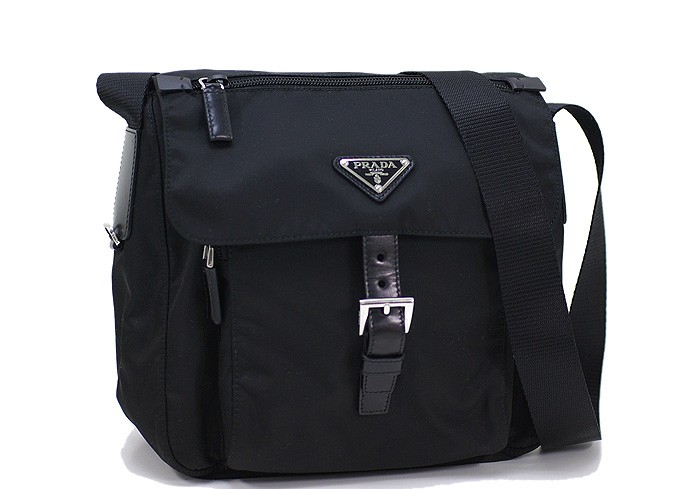 PRADAコピー 斜めがけショルダーバッグ ナイロン ブラック BT8994