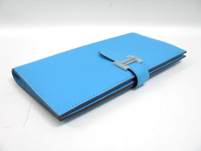 エルメス ベアン二つ折長財布 シェーブル/ブルーアズティック（金具：シルバー）
