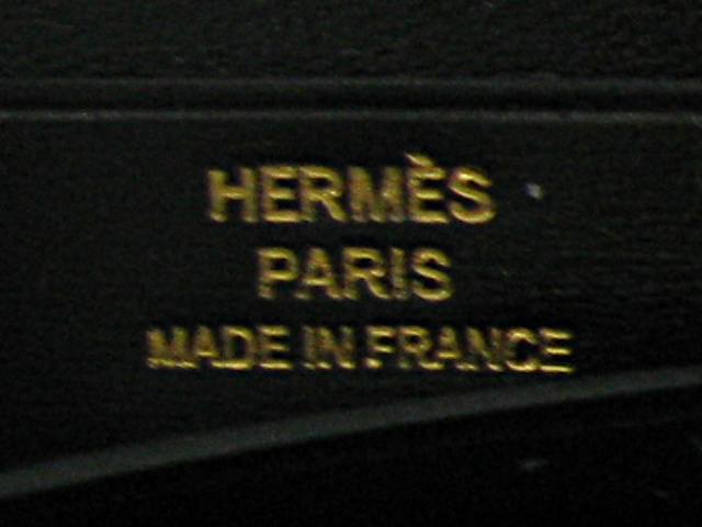 HERMES（エルメススーパーコピー）ベアン二つ折長財布(ﾌﾞﾗｯｸ/P刻/G金具)